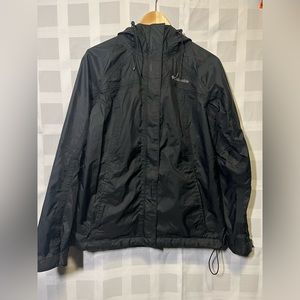 Women’s Black Omni-Tech Waterproof Columbia Rain Coat, size S